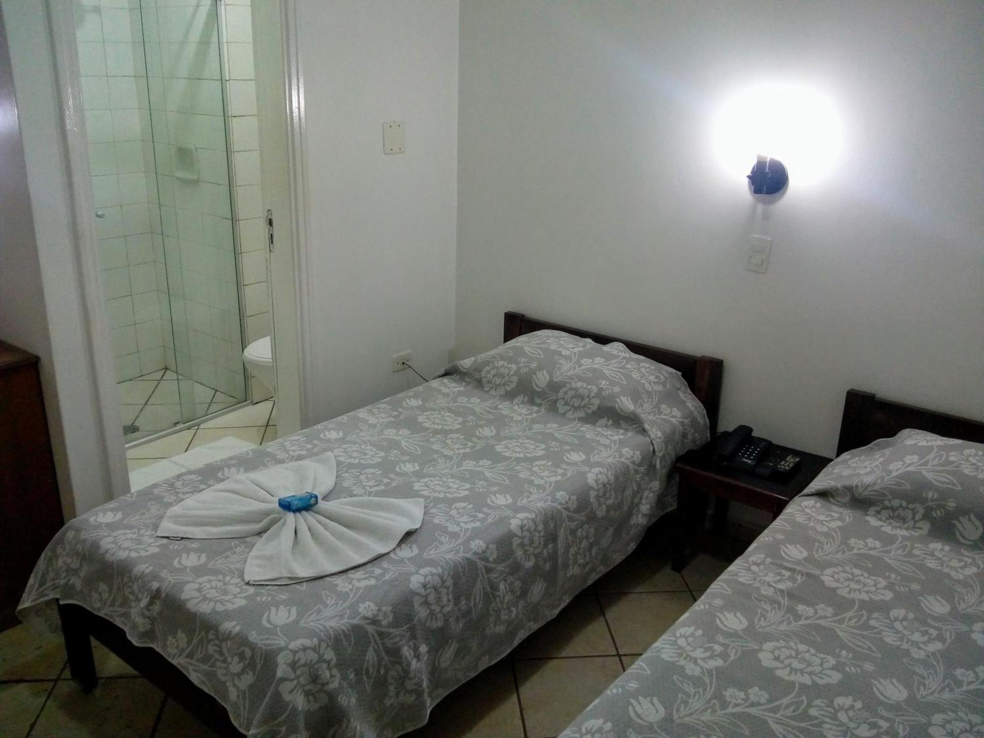 Colina Park Hotel بيراسيكابا الغرفة الصورة