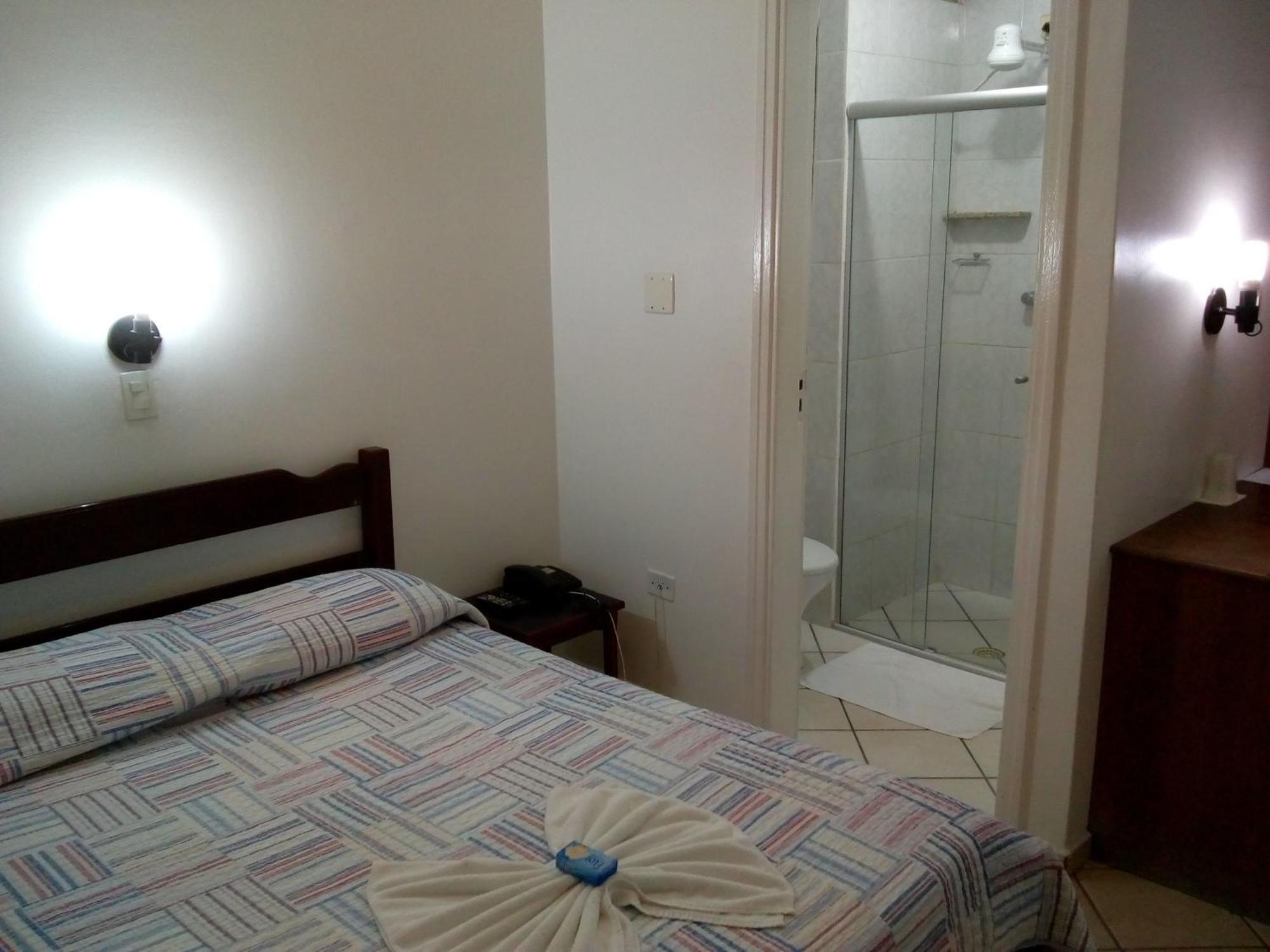 Colina Park Hotel بيراسيكابا الغرفة الصورة
