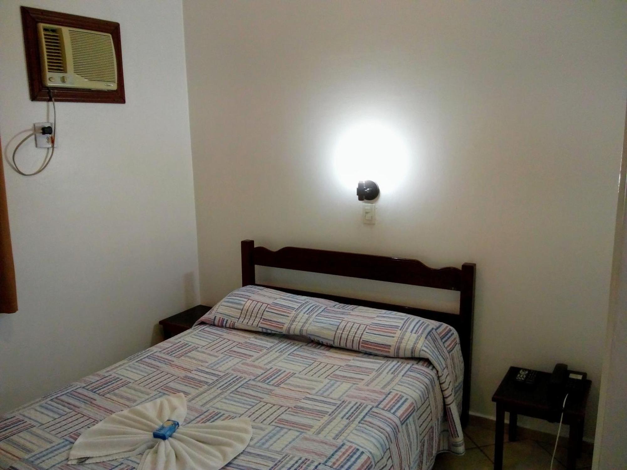 Colina Park Hotel بيراسيكابا الغرفة الصورة